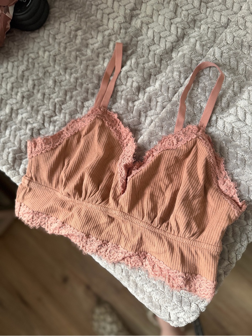 aerie Ribbed Lace Bralette in Dusty Pink